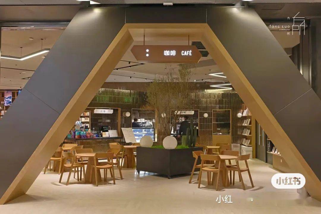 开云APP：HAHALULU艺术潮流空间旗舰华南首店(图7)